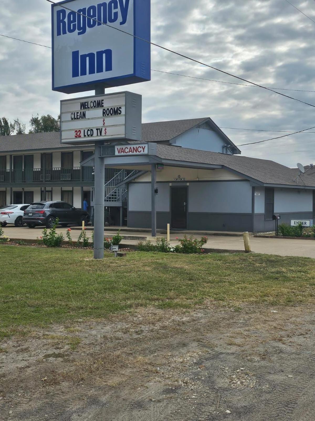 Regency Inn Jewett Buitenkant foto