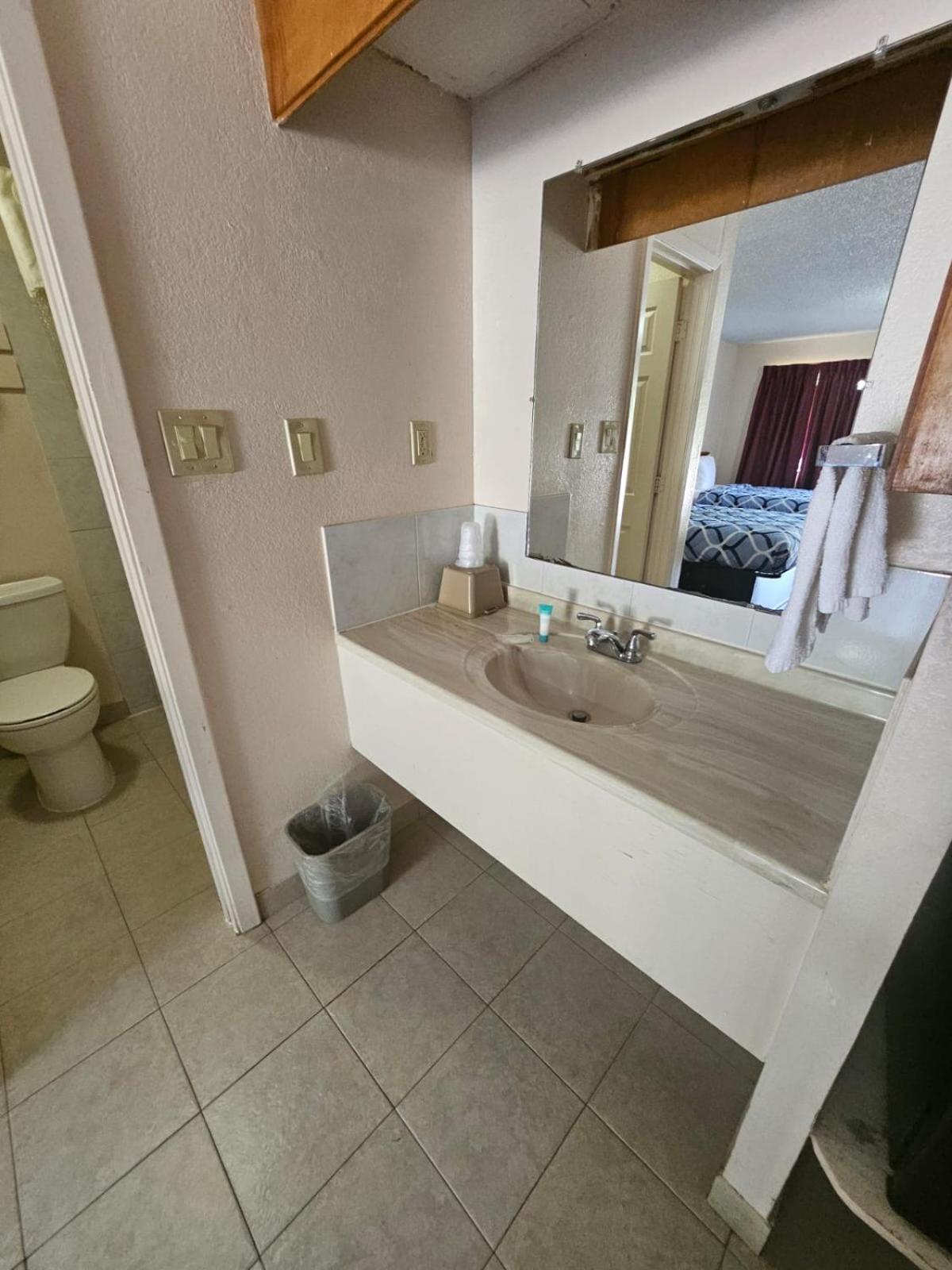 Regency Inn Jewett Buitenkant foto