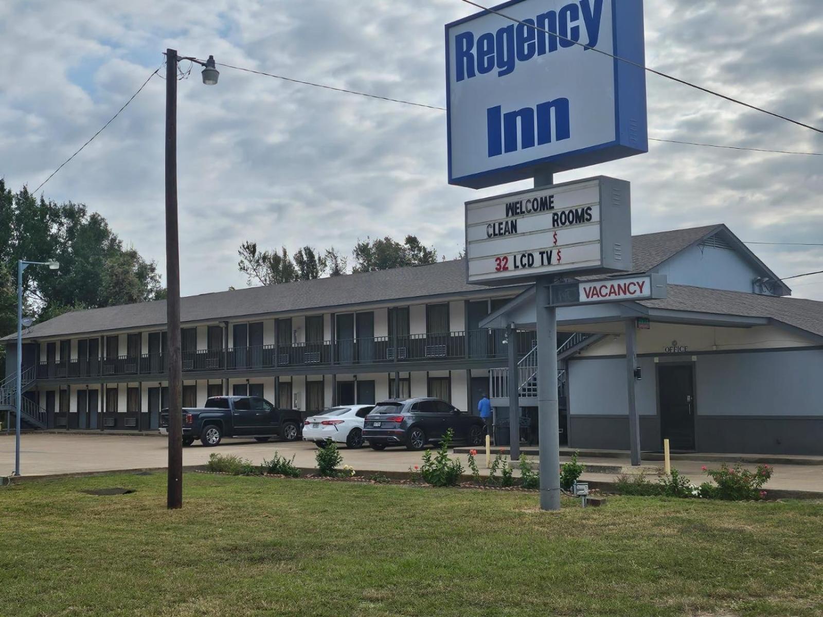 Regency Inn Jewett Buitenkant foto